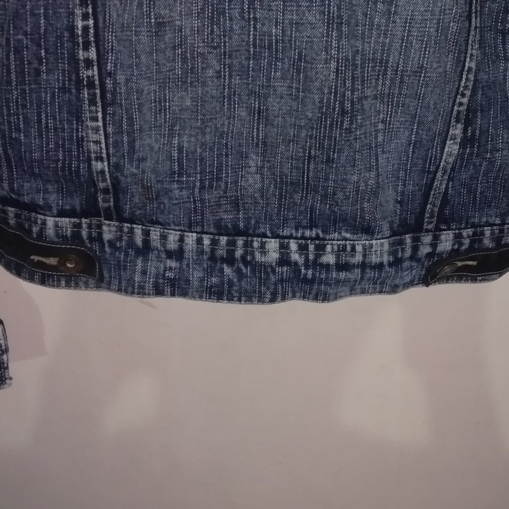 High quality Denim jacket - Picture 8 of 9